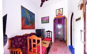 Villa Betty Individual 2 Rooms Property At Beach Front Near French Colony
